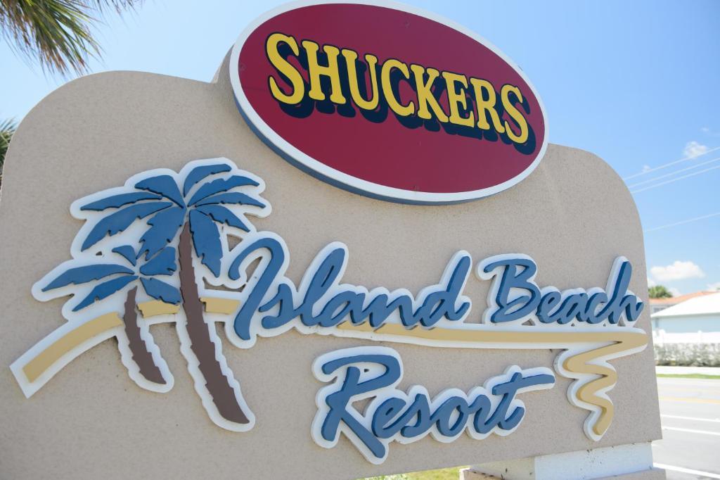 The Island Beach Resort Дженсън Бийч Екстериор снимка
